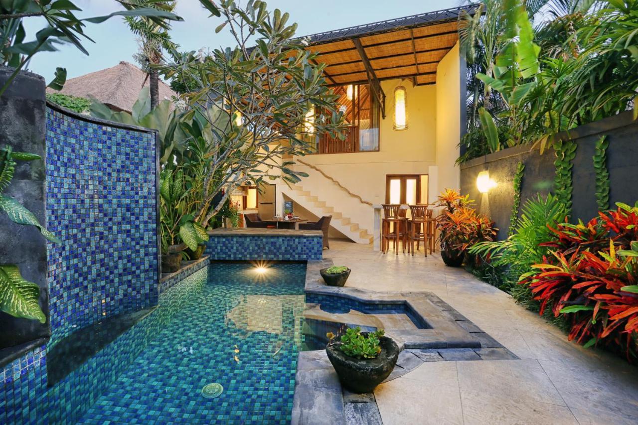 Bali Akasadua Villa Seminyak Esterno foto