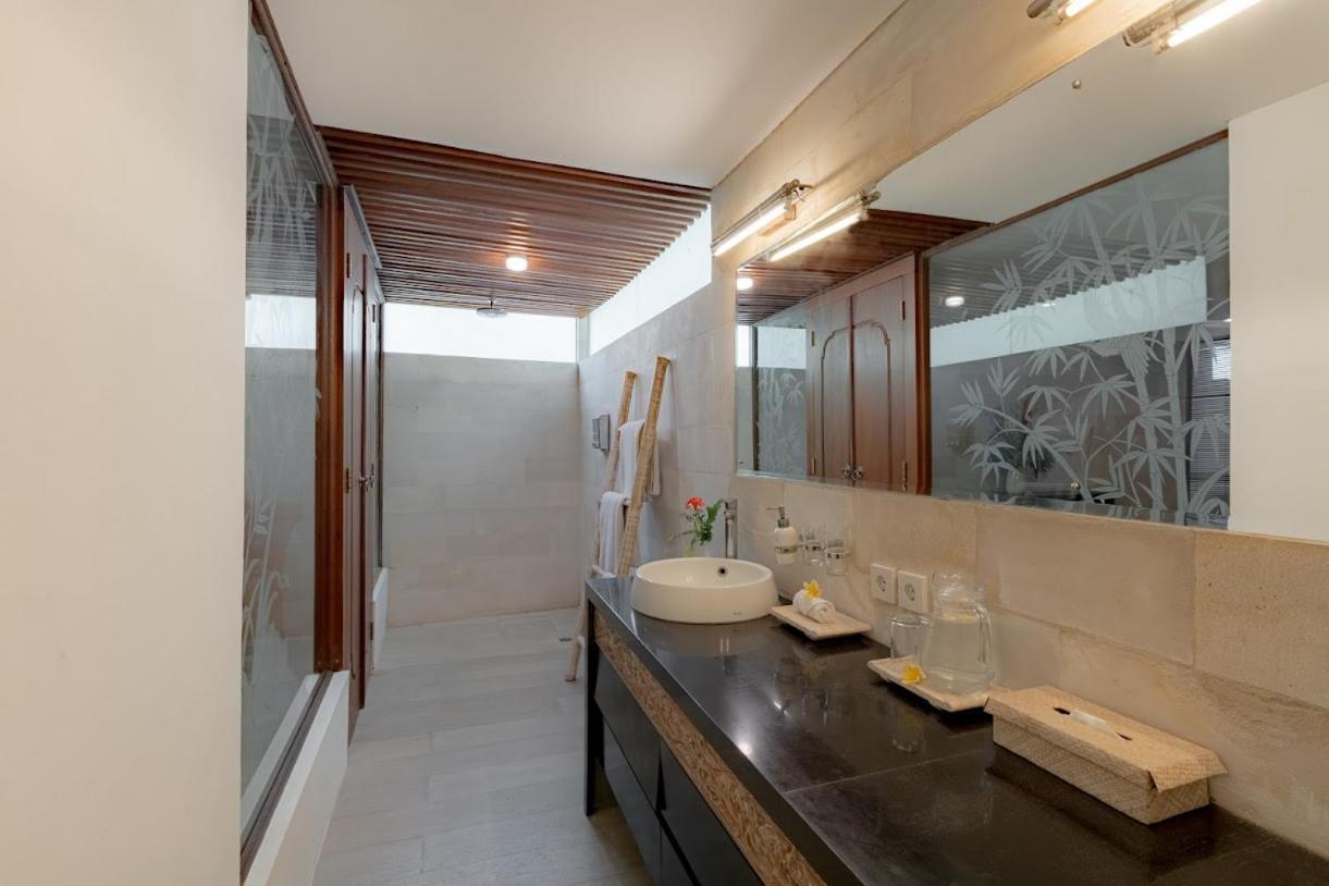 Bali Akasadua Villa Seminyak Esterno foto